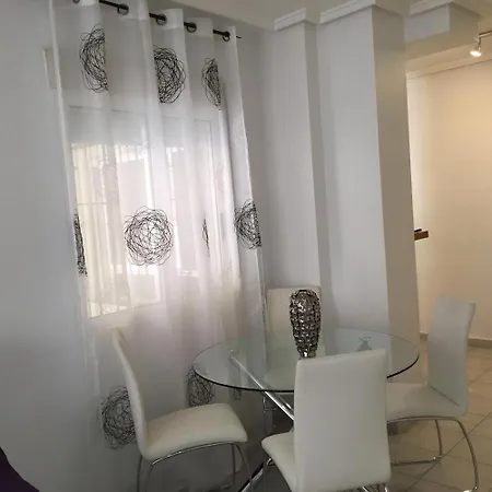 Moderne Finlandia Mit Kleinem Balkon Daire *